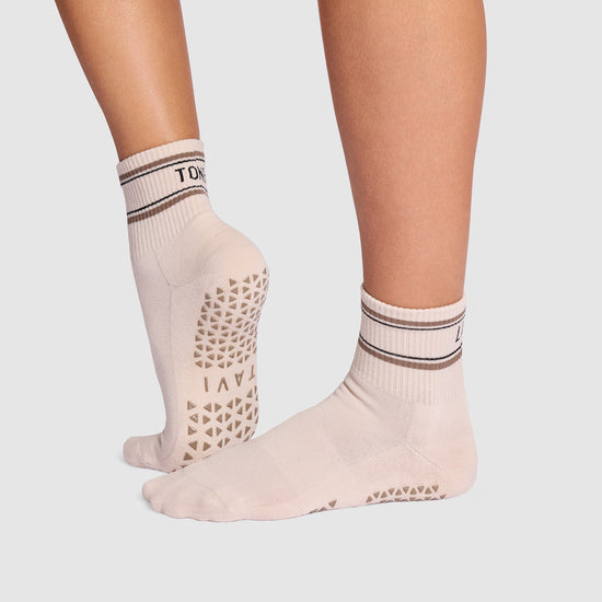 Aria Grip Socks | | Tavi – Tavi Active