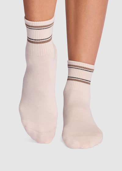 Aria Grip Socks | Socks > Grip | Tavi – Tavi Active