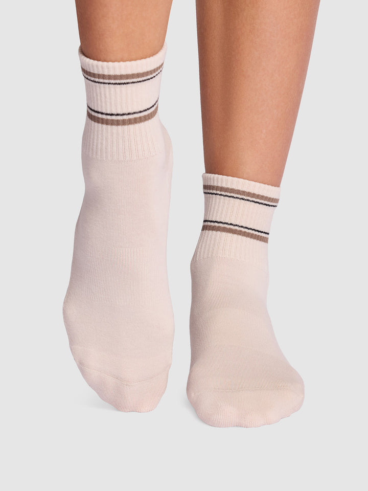 Aria Grip Socks | | Tavi – Tavi Active