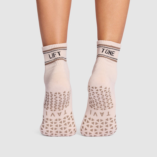 Aria Grip Socks | | Tavi – Tavi Active