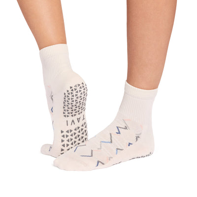 Aria Grip Socks | Socks > Grip | Tavi – Tavi Active