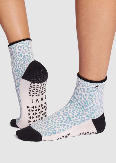 Aria Grip Socks | Socks > Grip | Tavi – Tavi Active