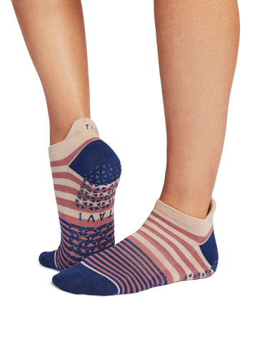 Savvy Grip Socks | Socks > Grip | Tavi – ToeSox | Tavi | Vooray