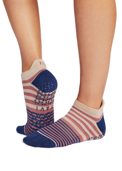 Savvy Grip Socks | Socks > Grip | Tavi – Tavi Active