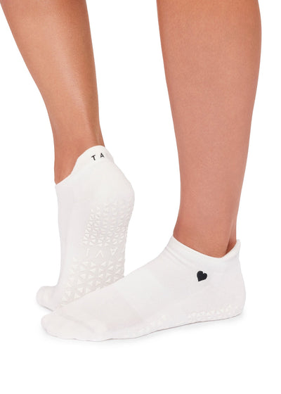 Savvy Grip Socks | Socks > Grip | Tavi – Tavi Active