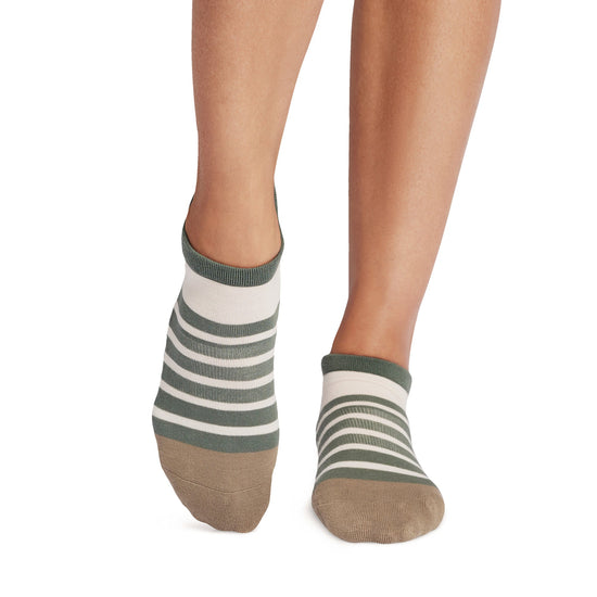# Savvy Grip Socks | Socks > Grip | Tavi – ToeSox | Tavi | Vooray