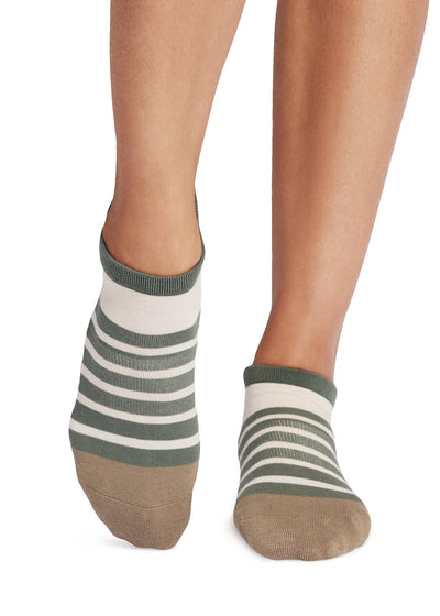 # Savvy Grip Socks | Socks > Grip | Tavi – ToeSox | Tavi | Vooray