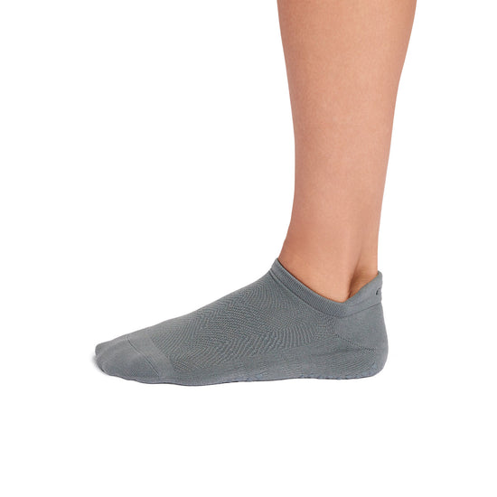 Savvy Tec Grip Socks | Socks > Grip | Tavi – Tavi Active