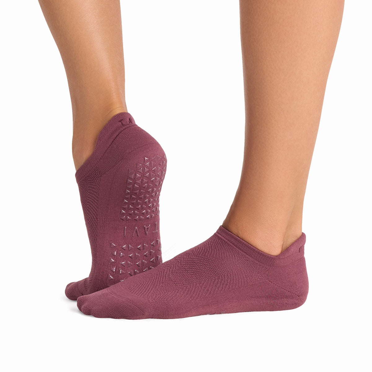 Savvy Tec Grip Socks | Socks > Grip | Tavi – Tavi Active