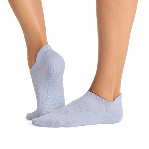 Savvy Tec Grip Socks | Socks > Grip | Tavi – Tavi Active