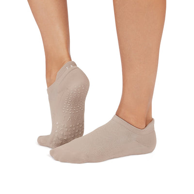 Savvy Tec Grip Socks | Socks > Grip | Tavi – Tavi Active