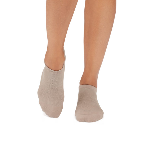 Savvy Tec Grip Socks | Socks > Grip | Tavi – Tavi Active