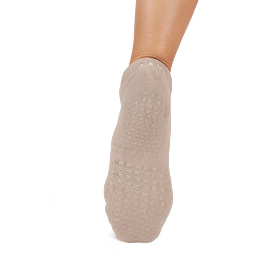 Savvy Grip Socks | Socks > Grip | Tavi – Tavi Active