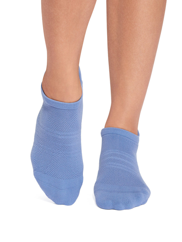Savvy Tec Grip Socks | Socks > Grip | Tavi – Tavi Active