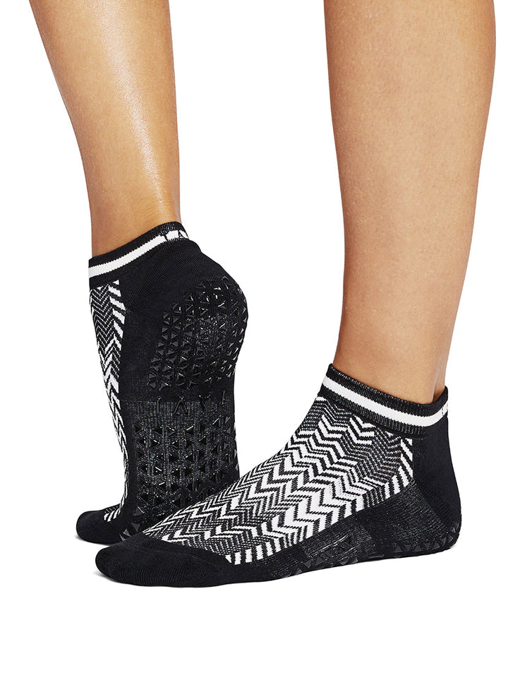 Cora Grip Socks | Socks > Grip | Tavi – Tavi Active