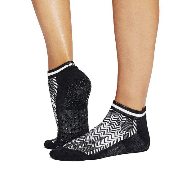 Cora Grip Socks - Black Ice – Tavi Active