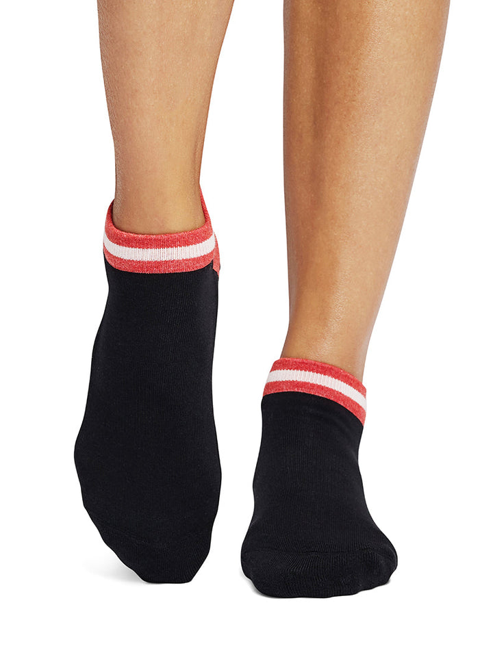 Cora Grip Socks | Socks > Grip | Tavi – Tavi Active
