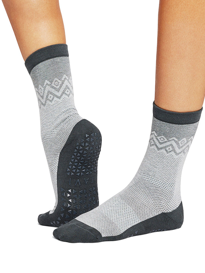 Jess Grip Socks | Socks > Grip | Tavi – ToeSox | Tavi | Vooray