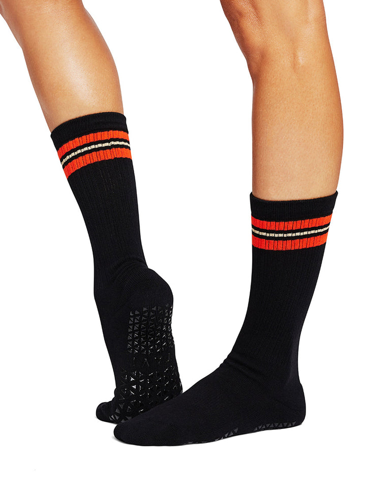 Kai Grip Socks | Socks > Grip | Tavi – ToeSox | Tavi | Vooray