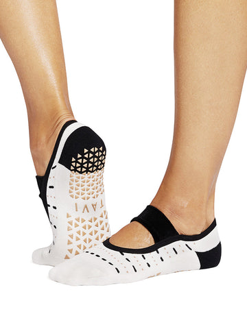Lola Grip Socks | Socks > Grip | Tavi – Tavi Active