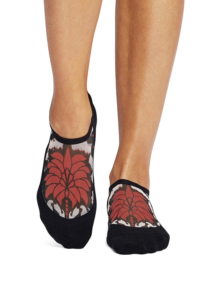 Maddie Grip Socks | Socks > Grip | Tavi – ToeSox | Tavi | Vooray