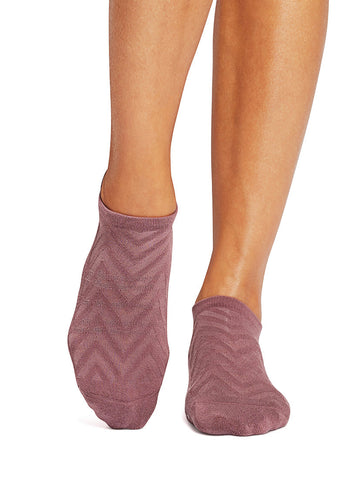 Savvy Breeze Grip Socks | Socks > Grip | Tavi – ToeSox | Tavi | Vooray