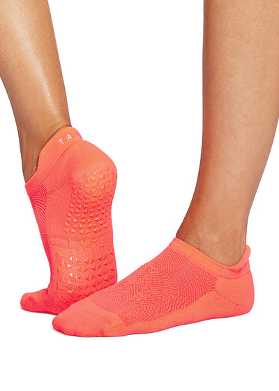 Savvy Tec Grip Socks | Socks > Grip | Tavi – Tavi Active