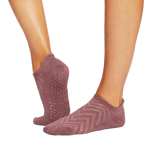 Savvy Breeze Grip Socks | Socks > Grip | Tavi – Tavi Active