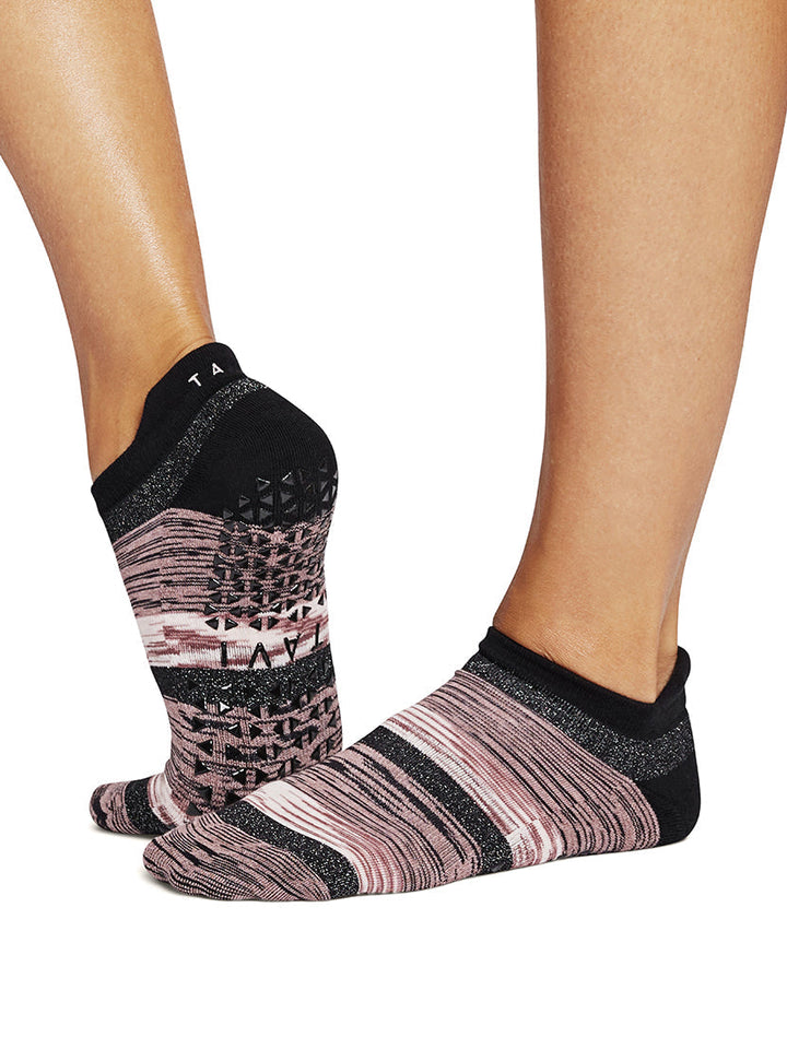 Savvy Grip Socks | Socks > Grip | Tavi – ToeSox | Tavi | Vooray