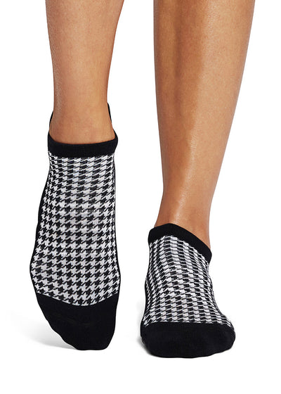 Savvy Grip Socks | Socks > Grip | Tavi – Tavi Active