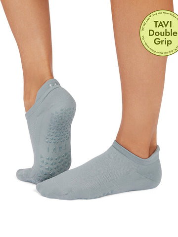 Savvy Tec Grip Socks | Socks > Grip | Tavi – Tavi Active