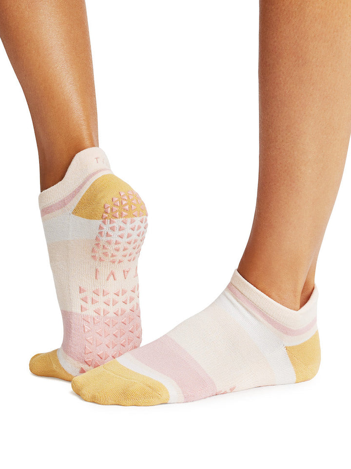 # Savvy Grip Socks | Socks > Grip | Tavi – ToeSox | Tavi | Vooray