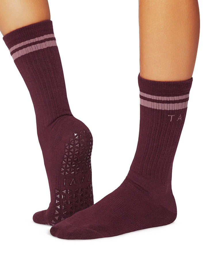 Kai Grip Socks | Socks > Grip | Tavi – ToeSox | Tavi | Vooray