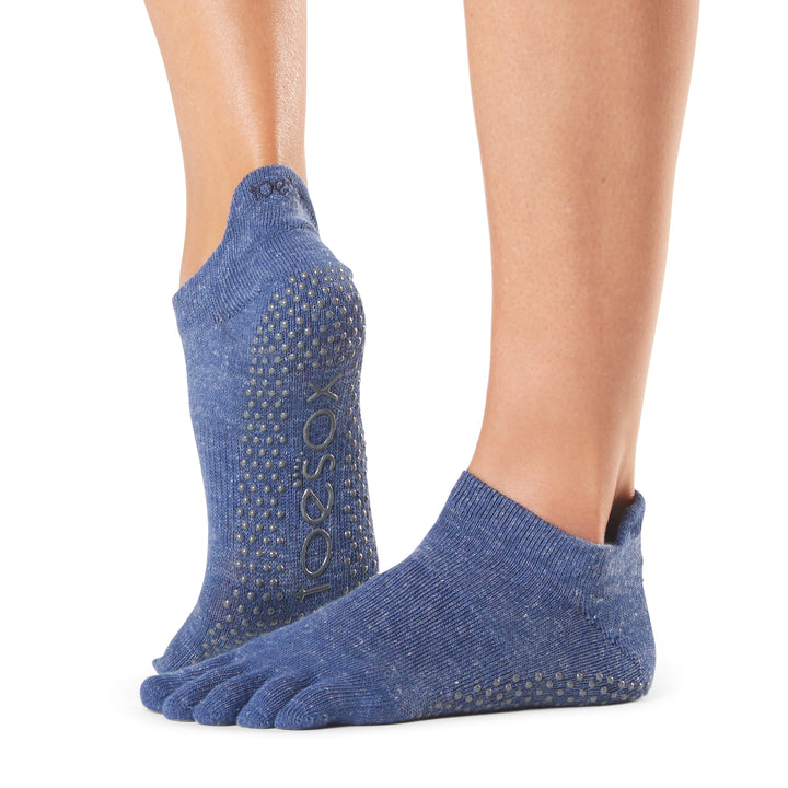 # Full Toe Low Rise Grip Socks | Socks > Grip | ToeSox – ToeSox | Tavi | Vooray