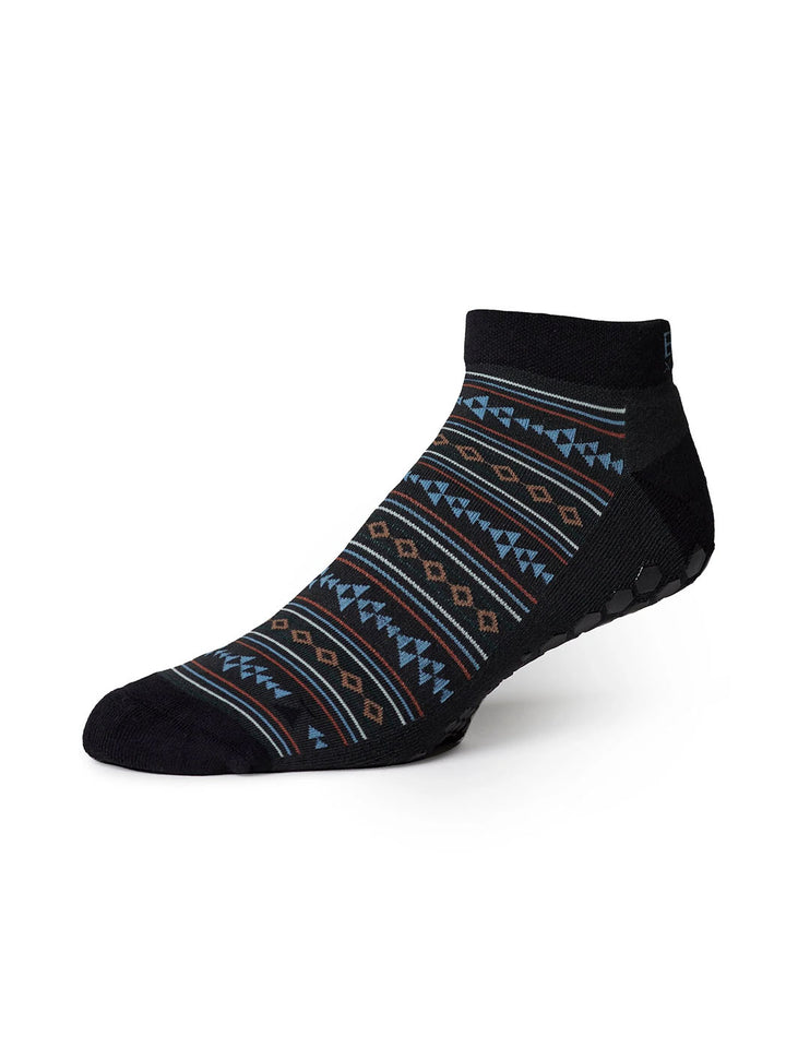 Base33 Low Rise Grip Socks | Socks > Grip | Base33 – Tavi Active