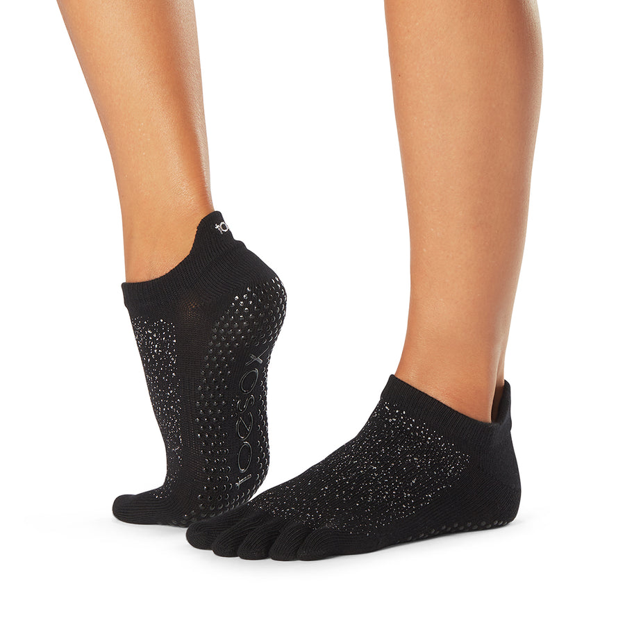 Full Toe Low Rise Grip Socks – ToeSox, Tavi