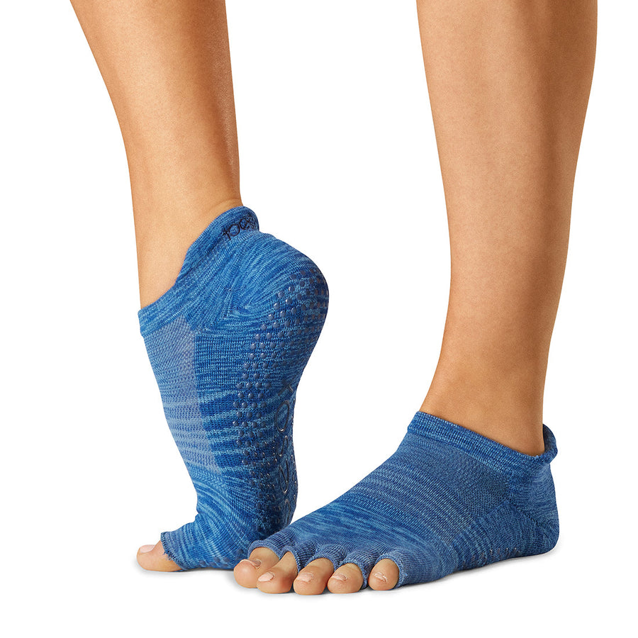 # Half Toe Low Rise Tec Grip Socks | Socks > Grip | ToeSox – ToeSox | Tavi | Vooray