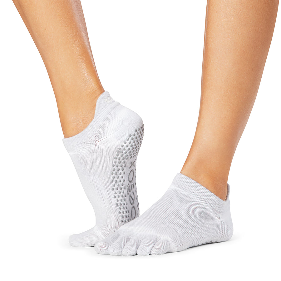 # Full Toe Low Rise Grip Socks | Socks > Grip | ToeSox – ToeSox | Tavi | Vooray