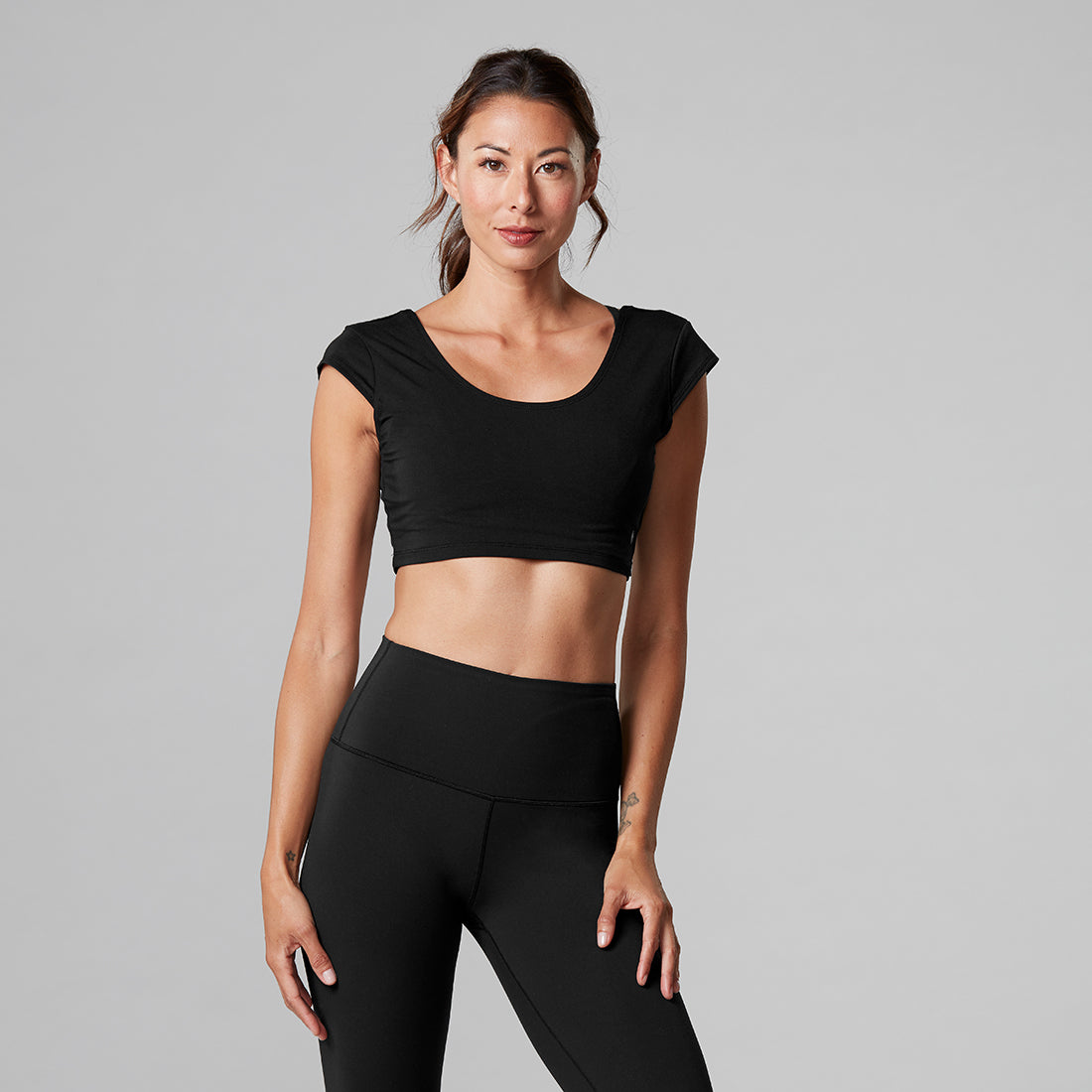 Group Crop Cap Sleeve Top