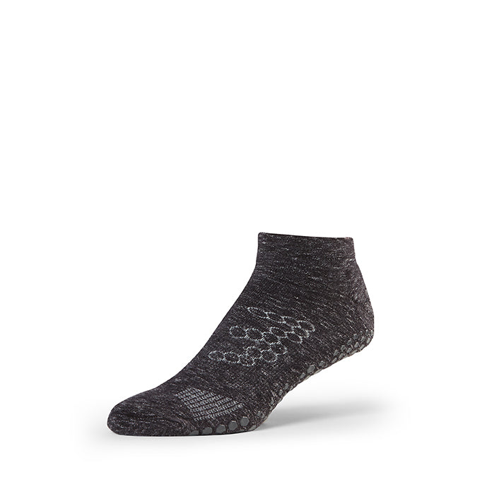 Base33 Low Rise Grip Socks | Socks > Grip | Base33 – ToeSox | Tavi | Vooray