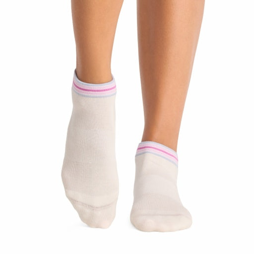 Cora Grip Socks | Grip Socks | Tavi – Tavi Active
