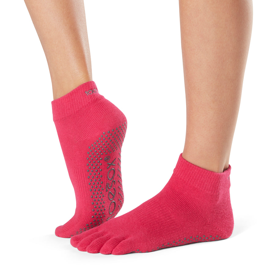# Full Toe Ankle Grip Socks * | Socks > Grip | ToeSox – ToeSox | Tavi | Vooray