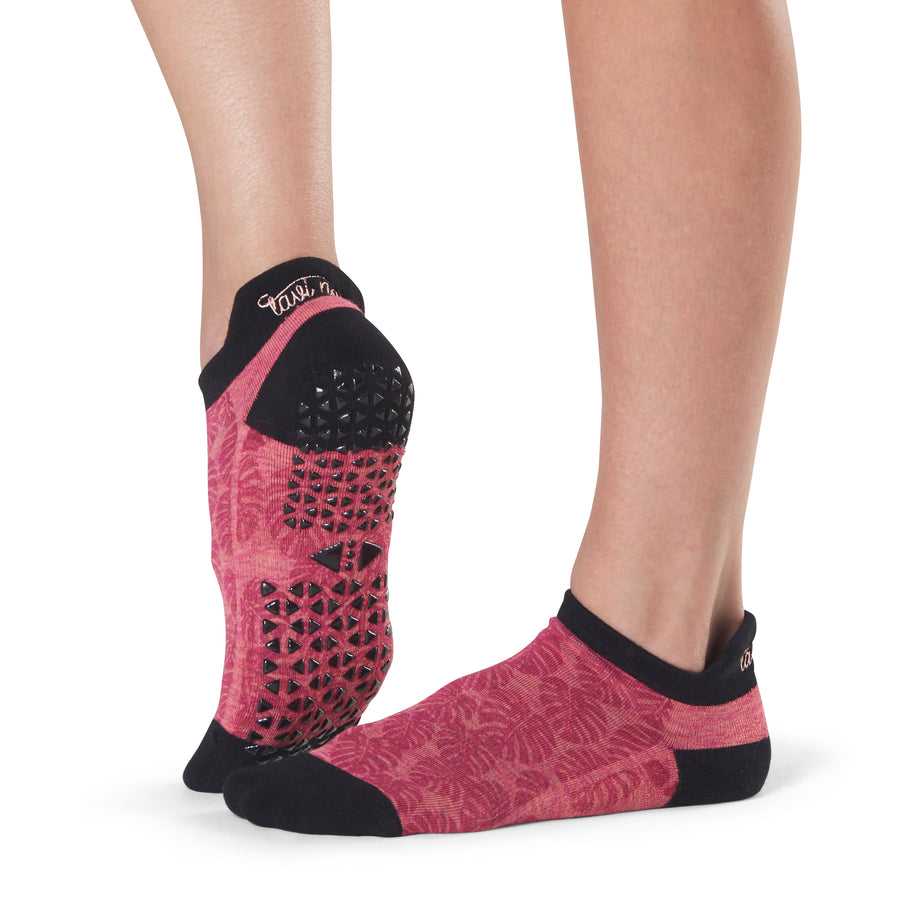 # Savvy Grip Socks * | Socks > Grip | Tavi – ToeSox | Tavi | Vooray