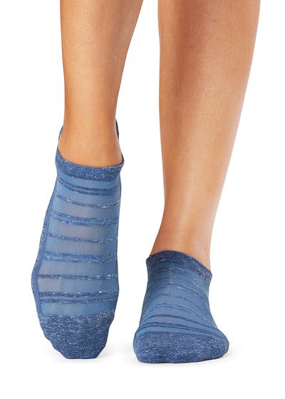 # Savvy Breeze Grip Socks | Socks > Grip | Tavi – ToeSox | Tavi | Vooray