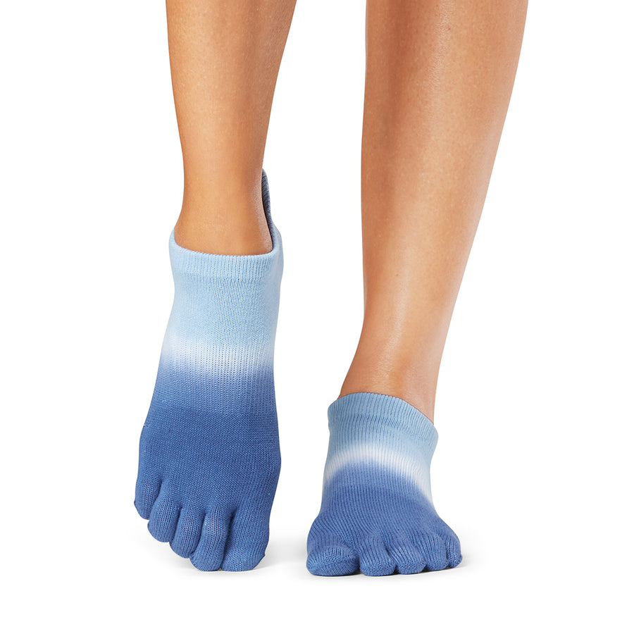 # Full Toe Low Rise Grip Socks | Socks > Grip | ToeSox – ToeSox | Tavi | Vooray