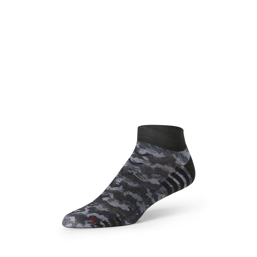 Base33 Low Rise Grip Socks – ToeSox, Tavi